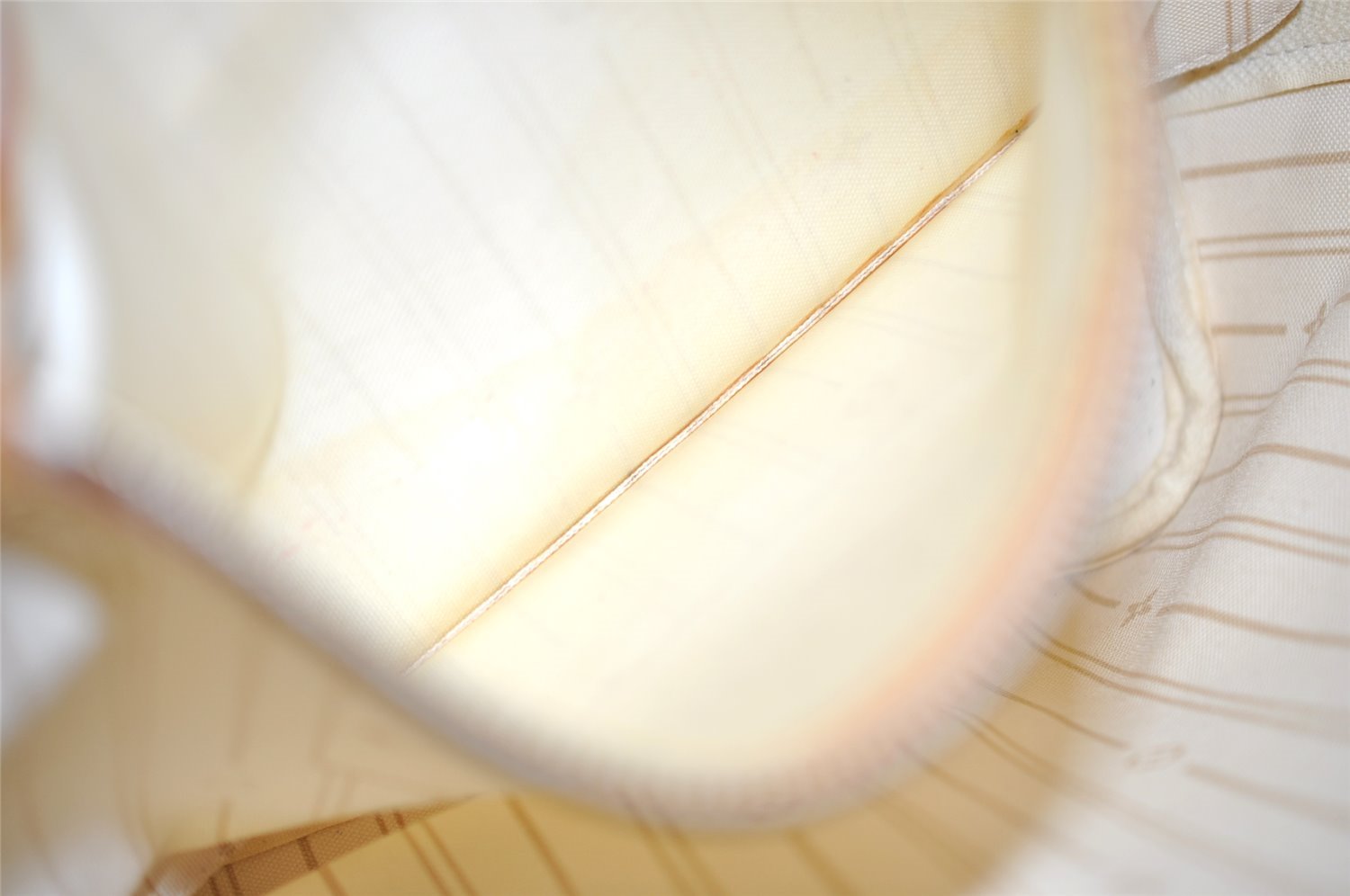 Authentic Louis Vuitton Damier Azur Neverfull MM Tote Bag N51107 LV 2073J