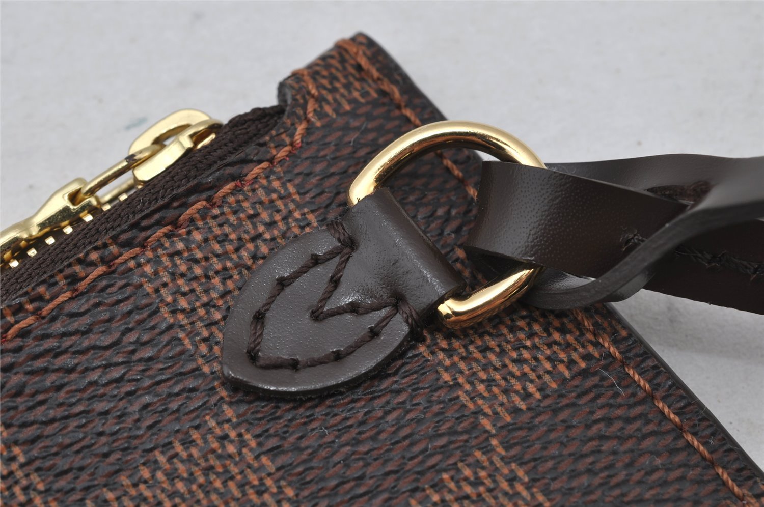 Authentic Louis Vuitton Damier Neverfull Pouch Purse Clutch Bag LV 2245J