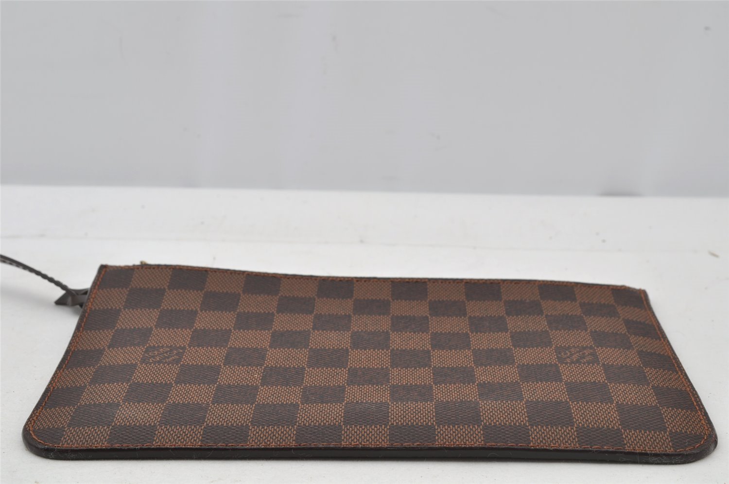Authentic Louis Vuitton Damier Neverfull Pouch Purse Clutch Bag LV 2245J