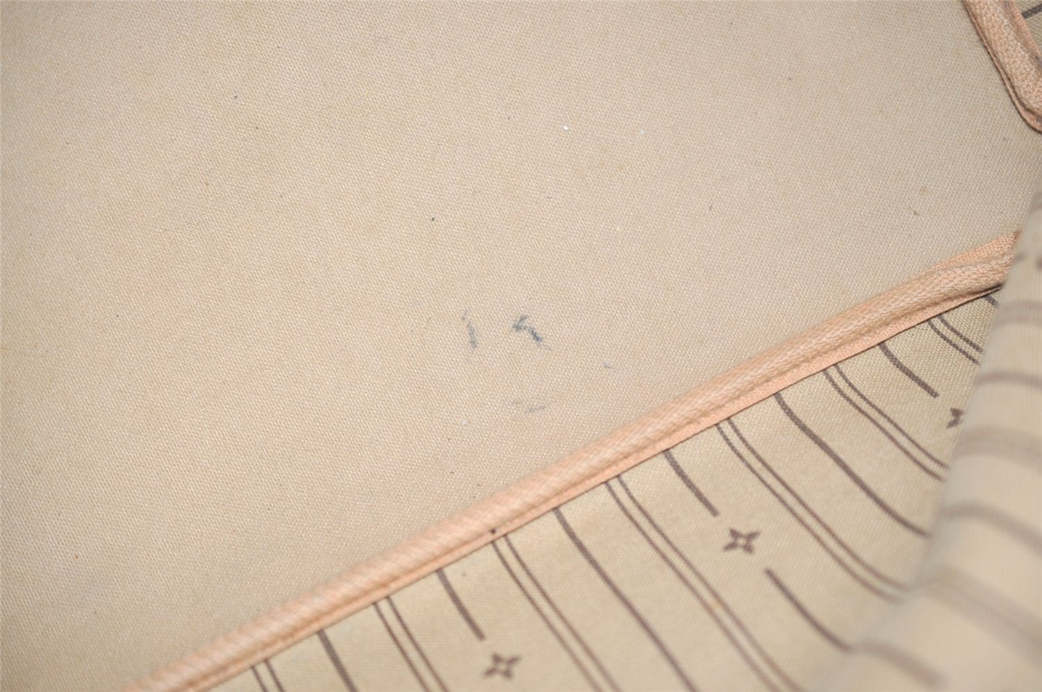 Authentic Louis Vuitton Monogram Neverfull GM Shoulder Tote Bag M40157 LV 2714I