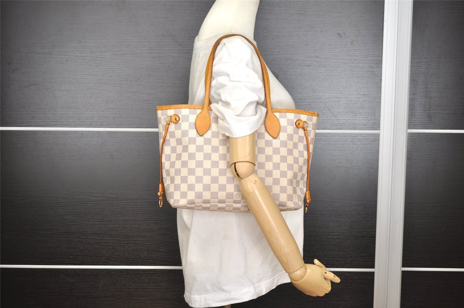 Authentic Louis Vuitton Damier Azur Neverfull PM Tote Bag N51110 LV 3328I