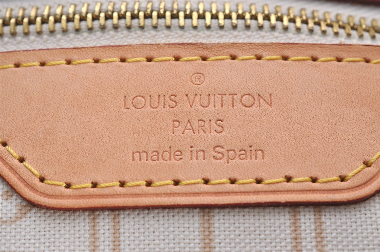 Authentic Louis Vuitton Damier Azur Neverfull MM Tote Bag N51107 LV 3954I