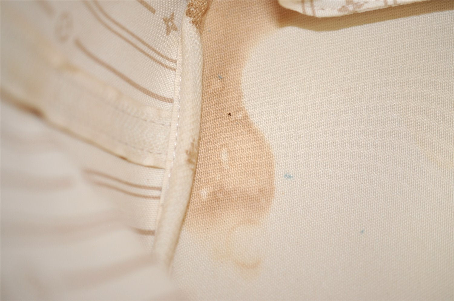 Authentic Louis Vuitton Damier Azur Neverfull MM Tote Bag N51107 LV 3954I