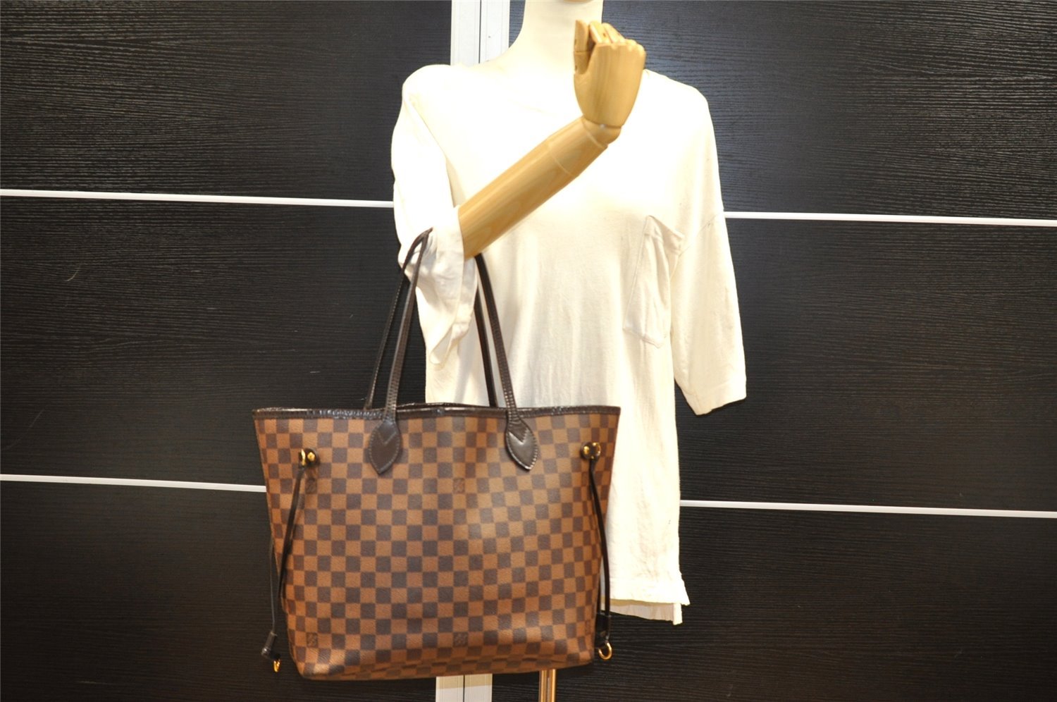 Authentic Louis Vuitton Damier Neverfull MM Shoulder Tote Bag N51105 LV 3995I