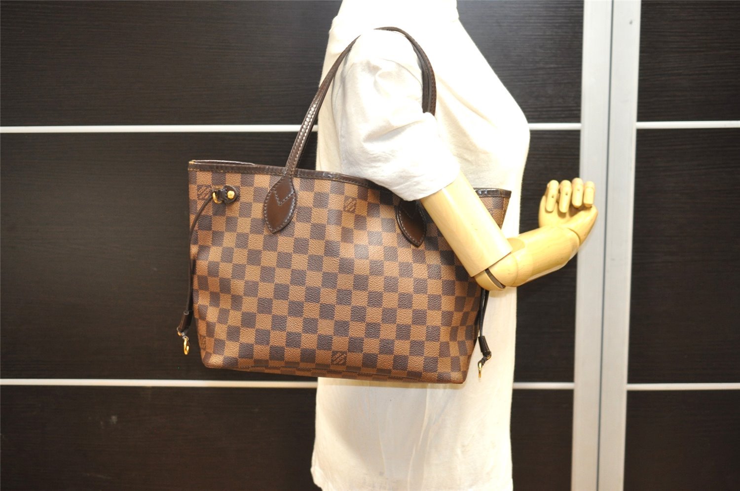 Authentic Louis Vuitton Damier Neverfull PM Shoulder Tote Bag N51109 LV 4627I
