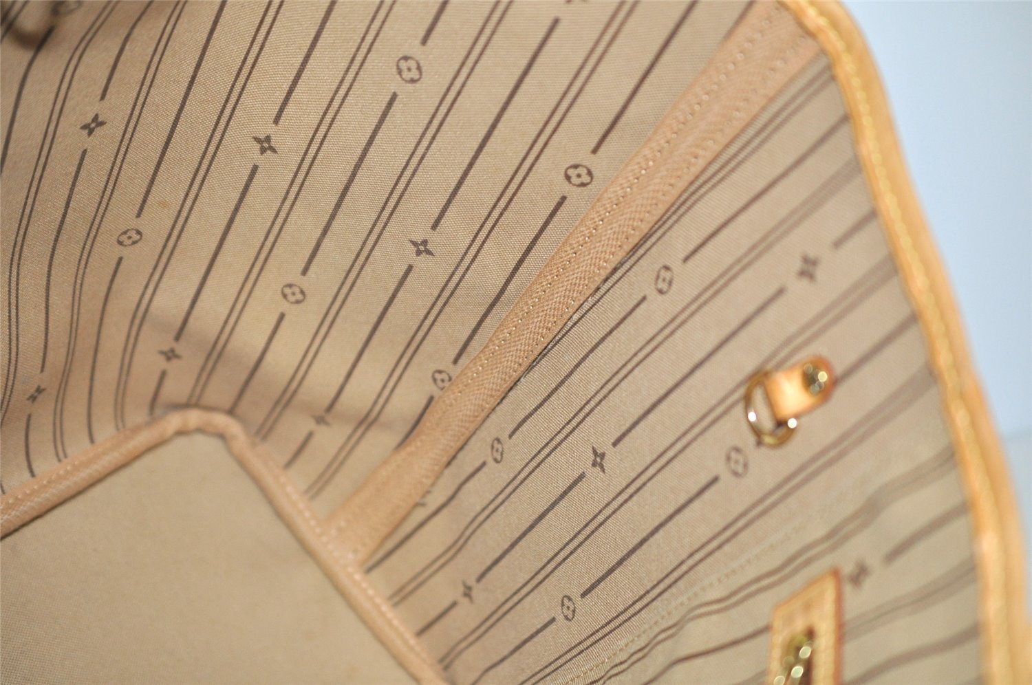 Authentic Louis Vuitton Monogram Neverfull MM Shoulder Tote Bag M40156 LV 6342I