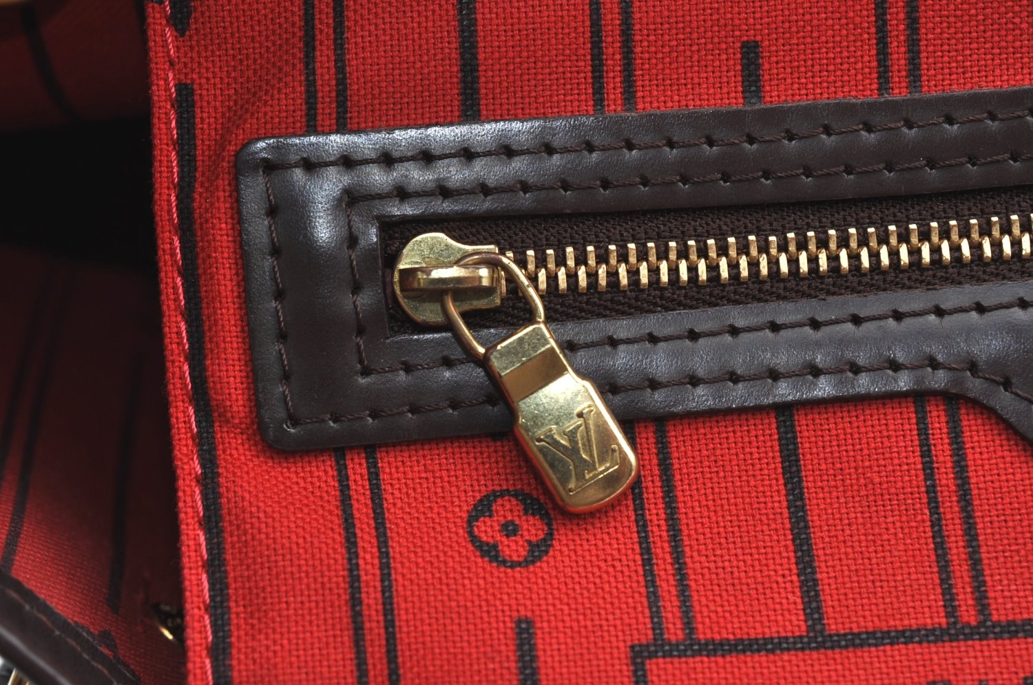 Authentic Louis Vuitton Damier Neverfull PM Shoulder Tote Bag N51109 LV 6460F