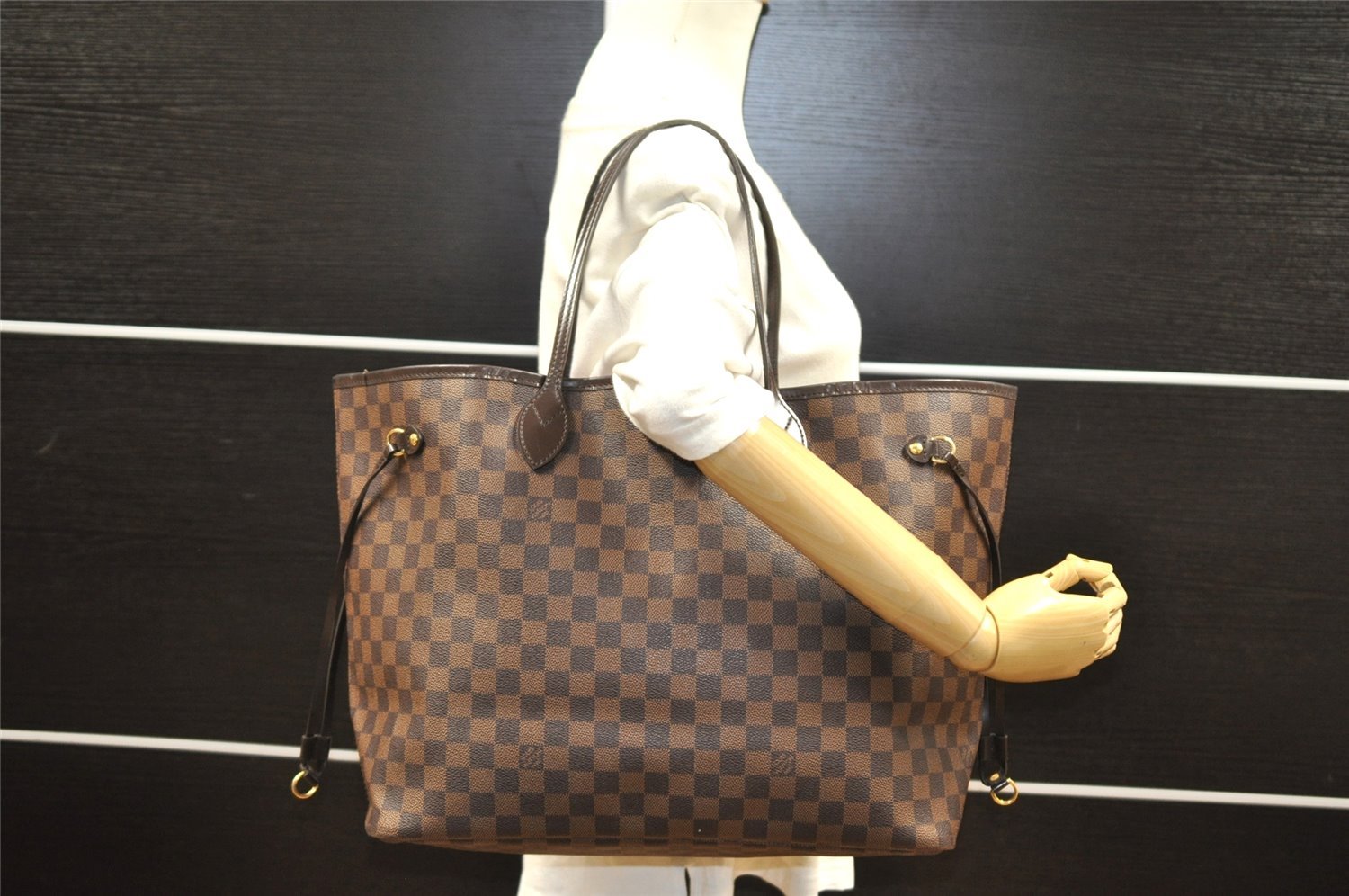 Authentic Louis Vuitton Damier Neverfull GM Shoulder Tote Bag N51106 LV 7205I