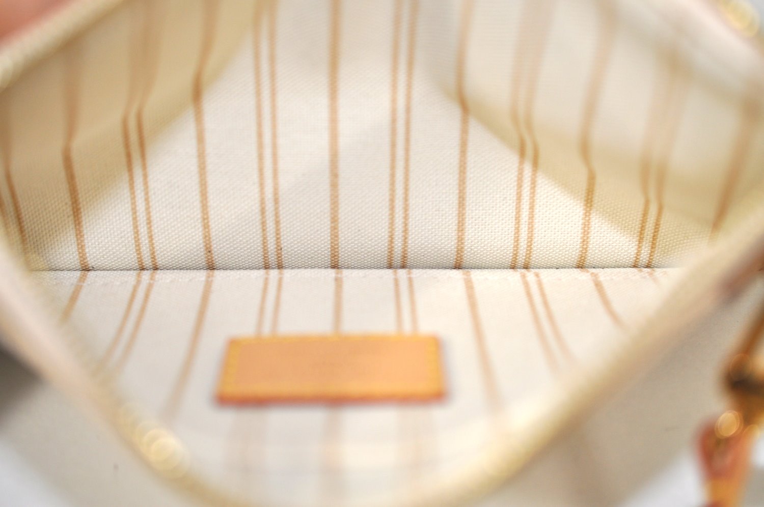 Authentic Louis Vuitton Damier Azur Neverfull Pouch Purse Clutch LV K4385