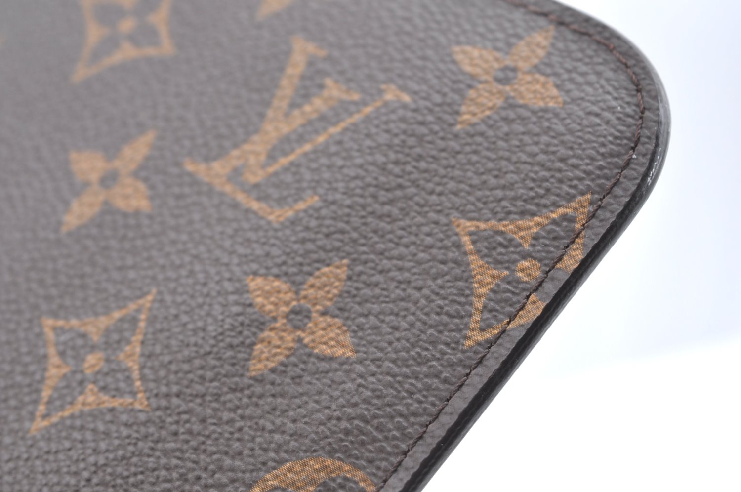 Authentic Louis Vuitton Monogram Neverfull Pouch Purse Clutch Bag Purple K4407