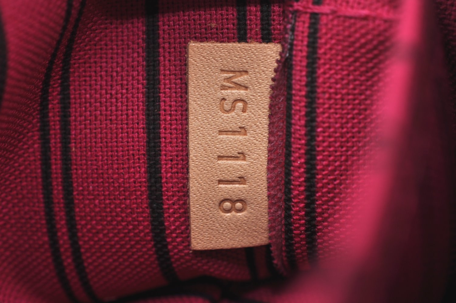 Authentic Louis Vuitton Monogram Neverfull Pouch Purse Clutch Bag Pink LV K4426