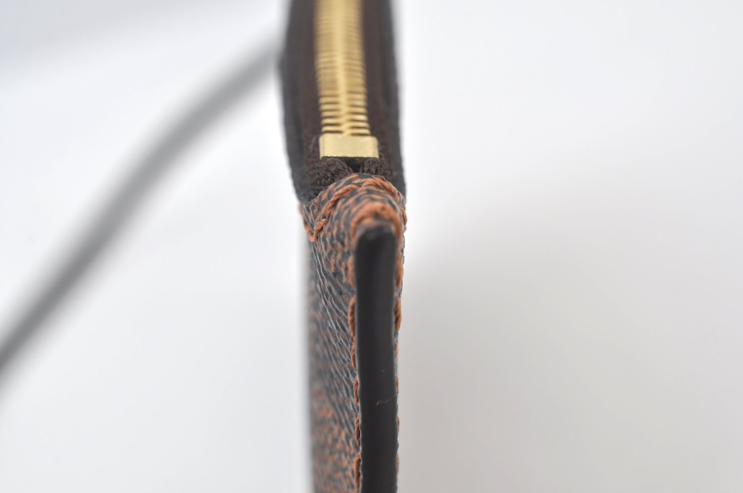 Authentic Louis Vuitton Damier Neverfull Pouch Purse Clutch Bag LV K8535