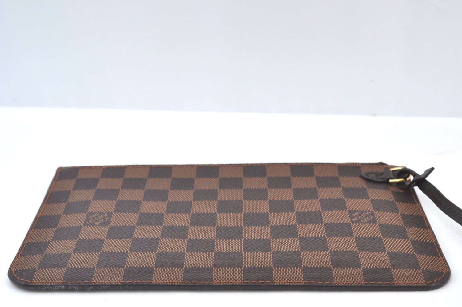 Authentic Louis Vuitton Damier Neverfull Pouch Purse Clutch Bag LV K8537