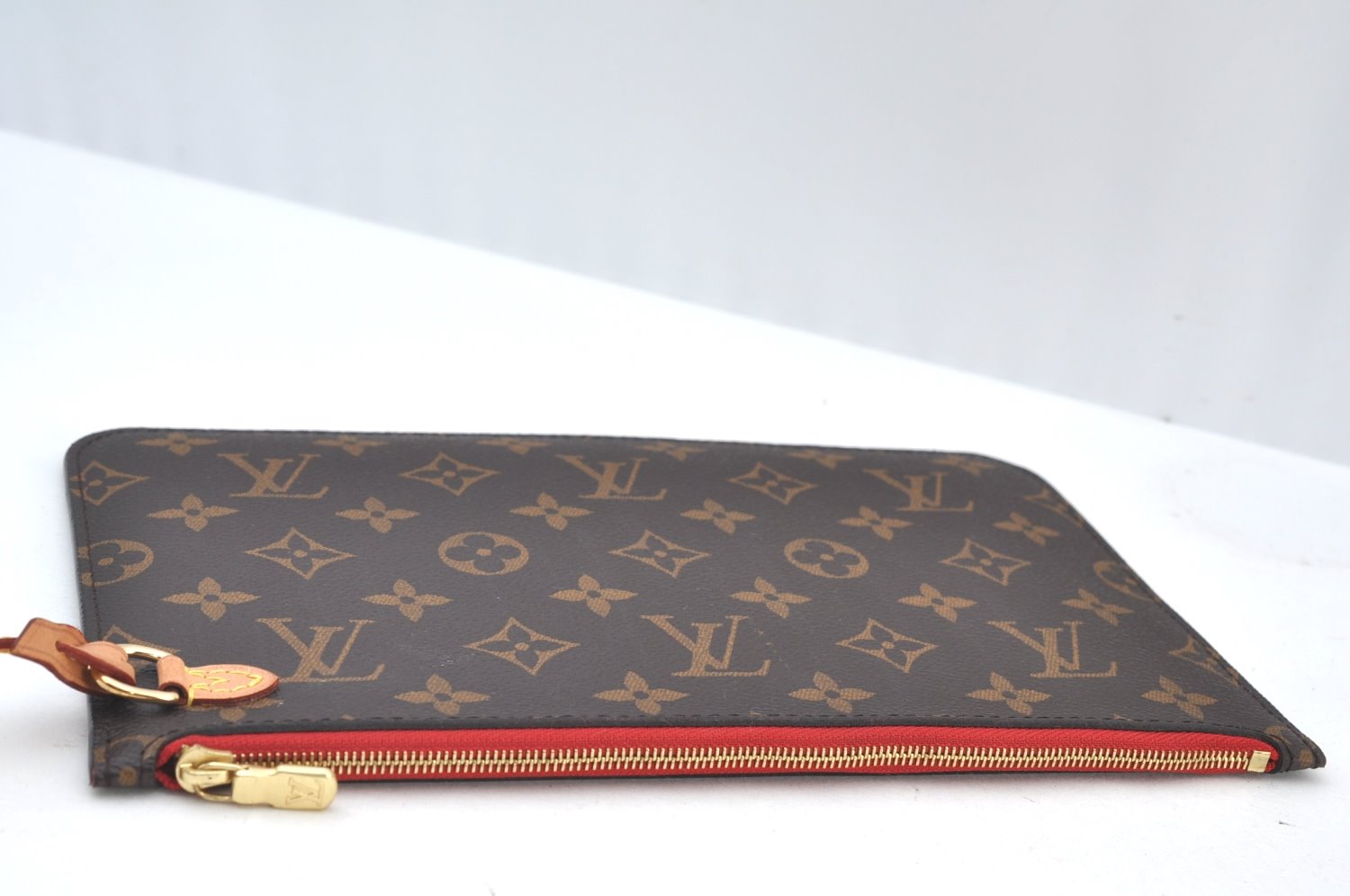 Authentic Louis Vuitton Monogram Neverfull Pouch Purse Clutch Bag Red LV K8546