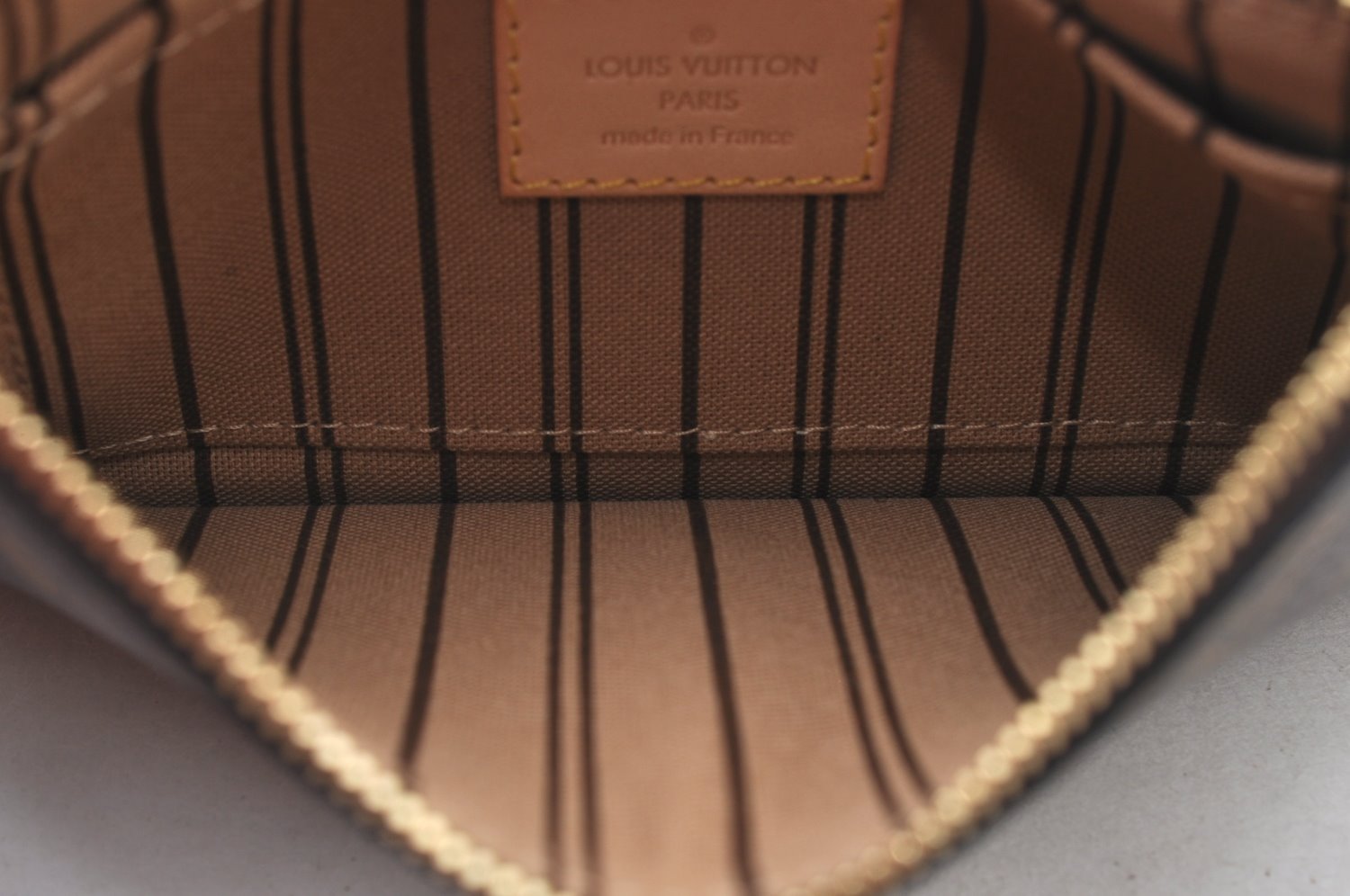 Authentic Louis Vuitton Monogram Neverfull Pouch Purse Clutch Bag LV K8551