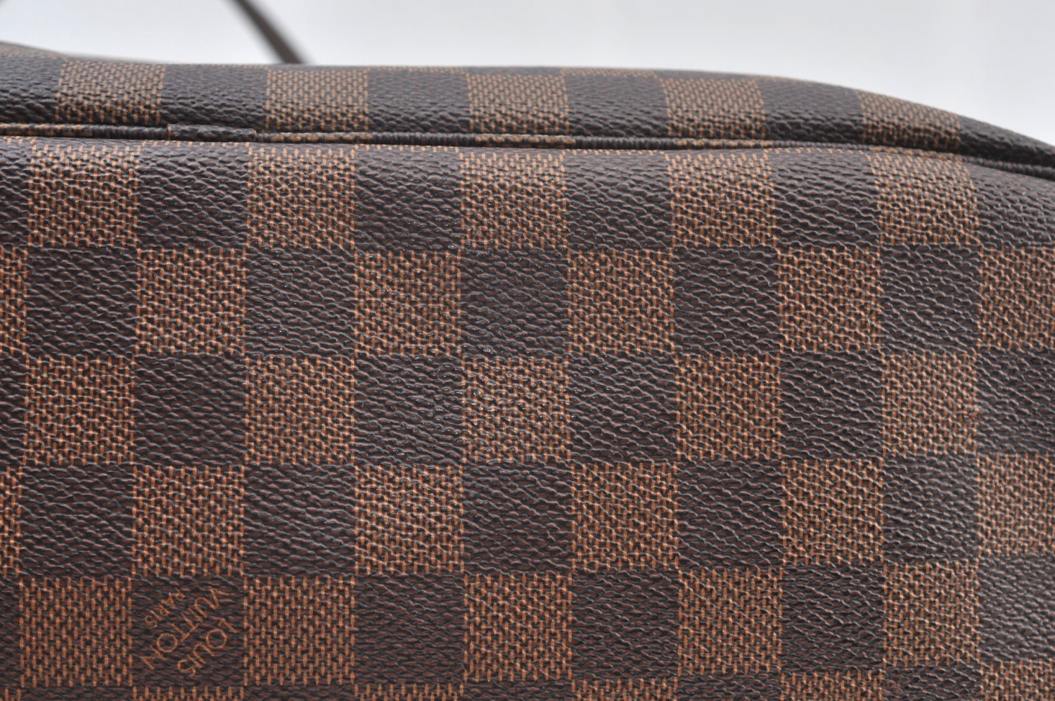 Authentic Louis Vuitton Damier Neverfull MM Shoulder Tote Bag N51105 LV K9051