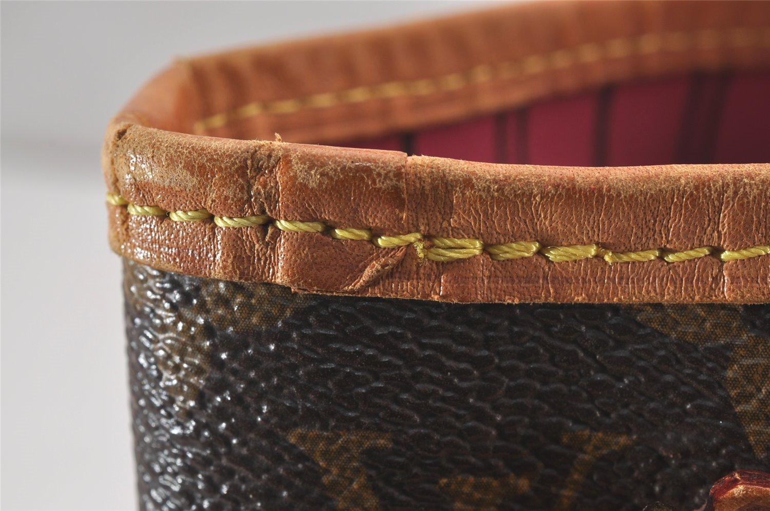 Authentic Louis Vuitton Monogram Neverfull PM Tote Bag Pink M41245 LV 0865I