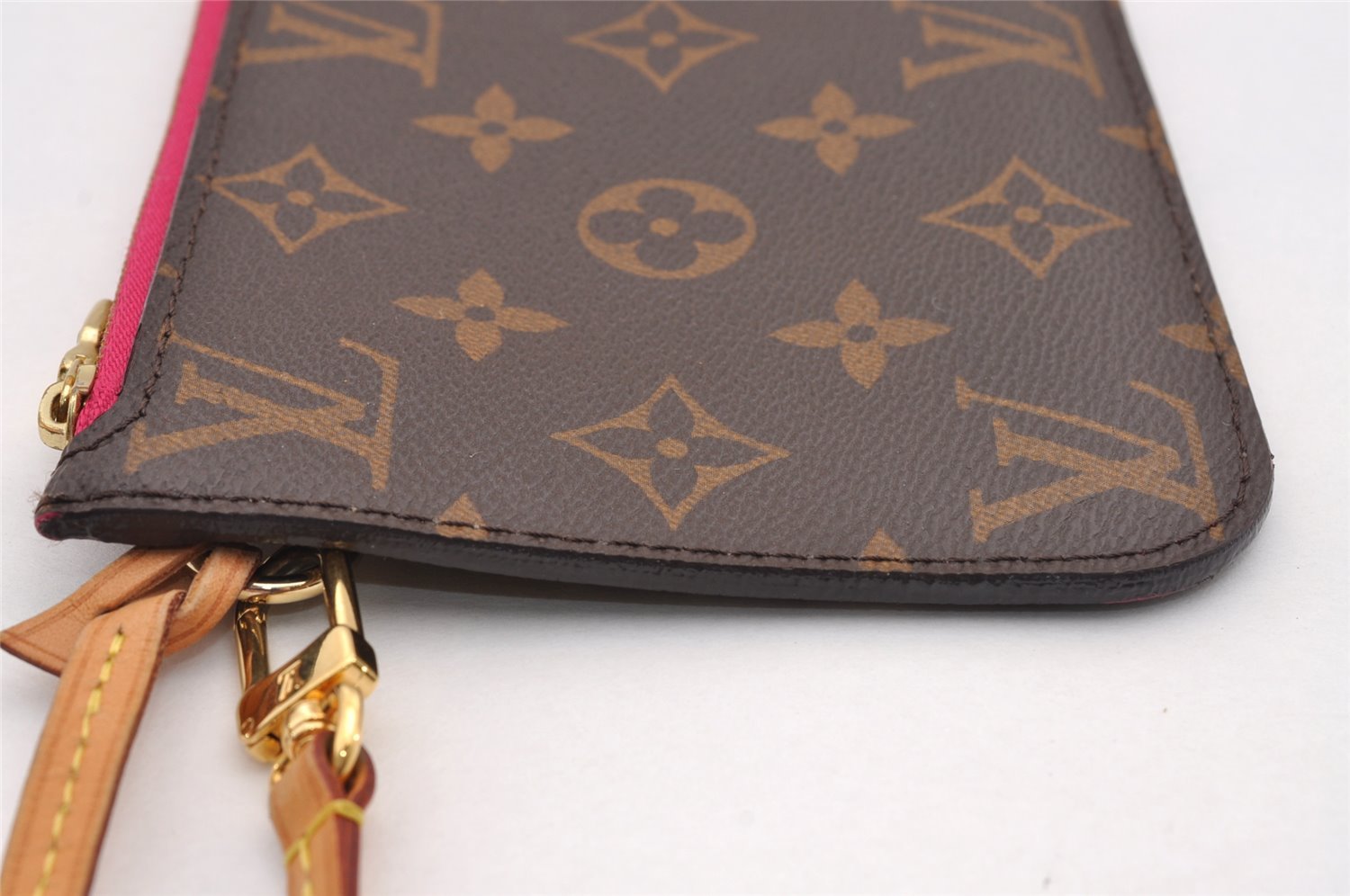 Authentic Louis Vuitton Monogram Neverfull MM Pouch Purse Clutch Bag Pink 1058I