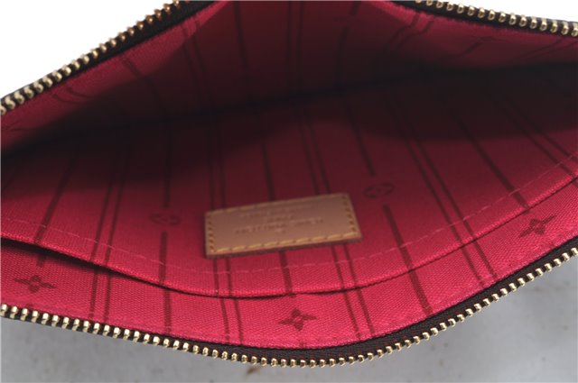 Authentic Louis Vuitton Mon Monogram Neverfull Pouch Purse Clutch Bag LV 2513F
