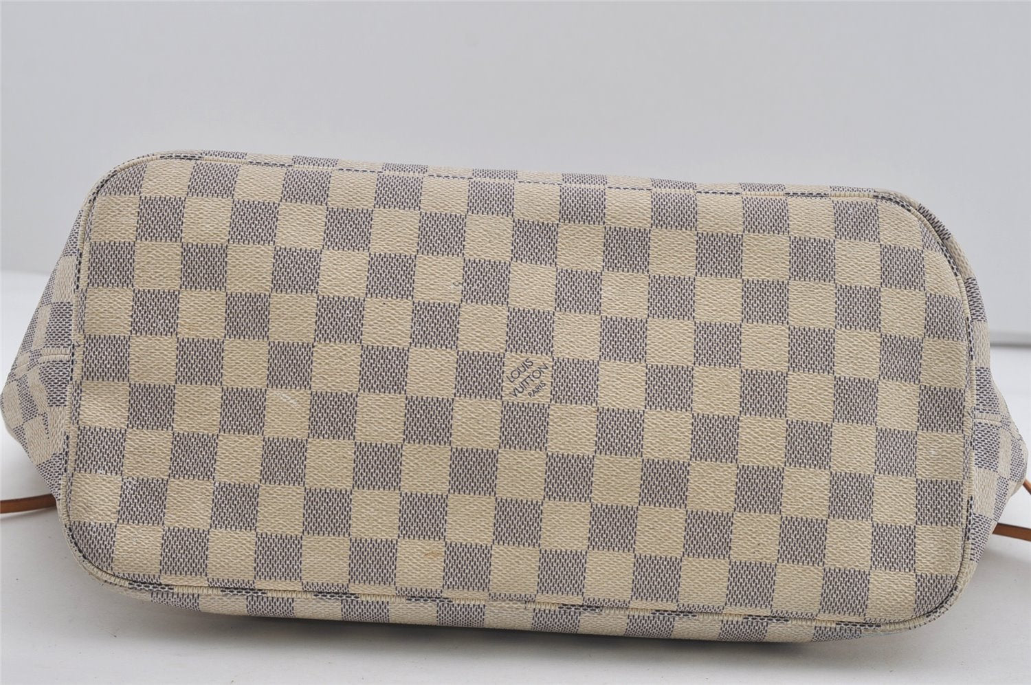 Authentic Louis Vuitton Damier Azur Neverfull MM Tote Bag N51107 LV 2683I