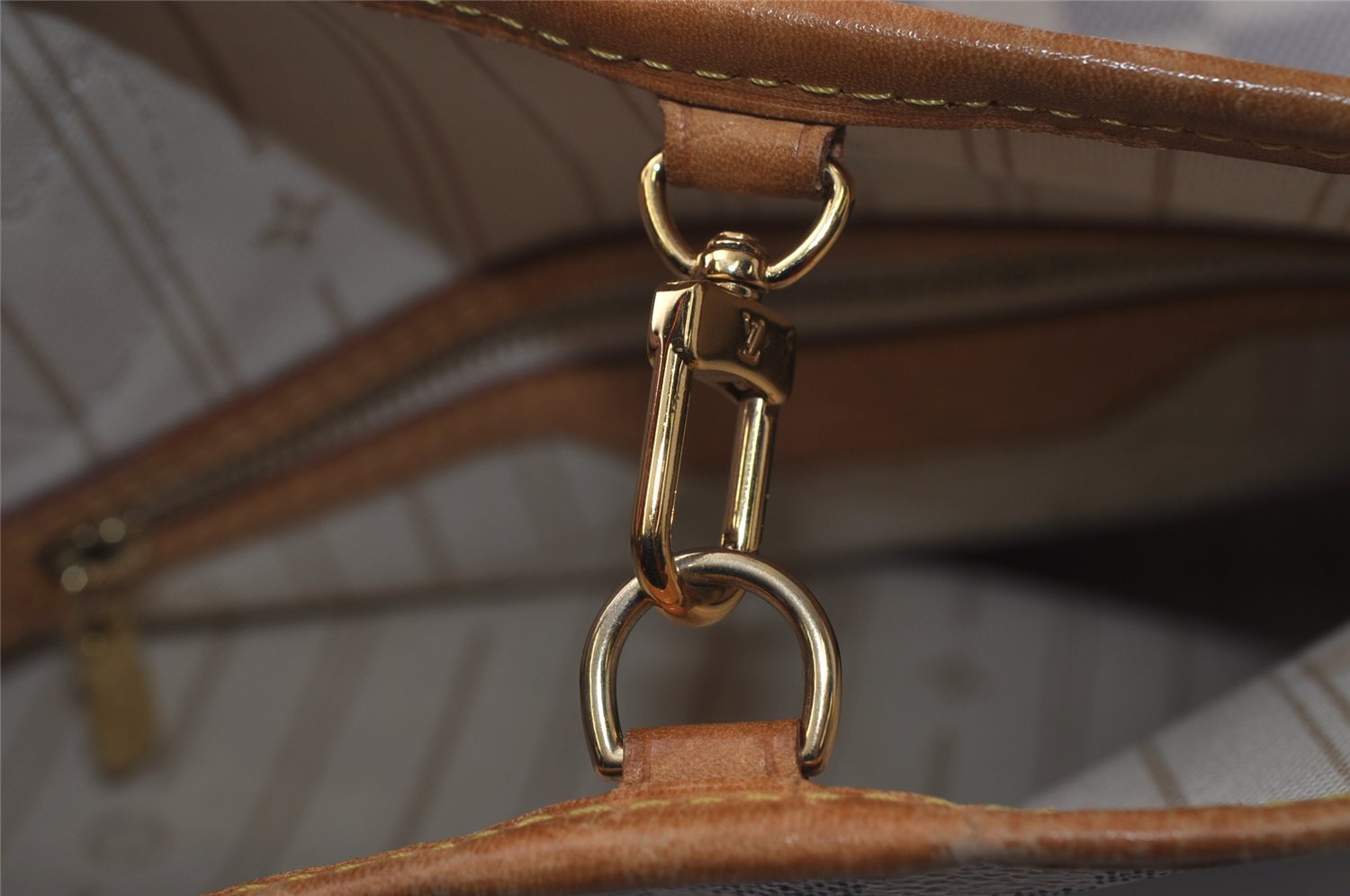 Authentic Louis Vuitton Damier Azur Neverfull PM Tote Bag N51110 LV 3328I