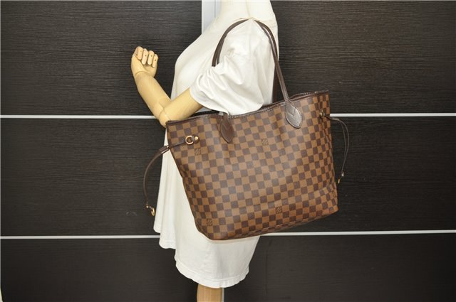 Authentic Louis Vuitton Damier Neverfull MM Tote Bag N51105 LV 5530D