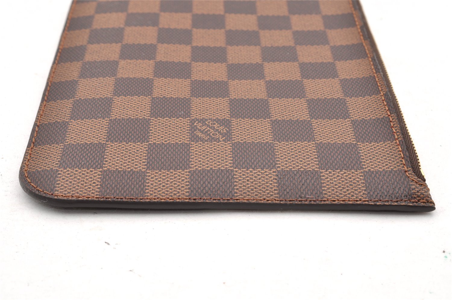 Authentic Louis Vuitton Damier Neverfull Pouch Purse Clutch Bag LV 6346I