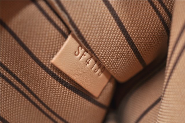 Authentic Louis Vuitton Monogram Neverfull Pouch Purse Clutch Bag LV 6529F