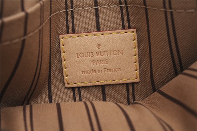 Authentic Louis Vuitton Monogram Neverfull Pouch Purse Clutch Bag LV 6558F