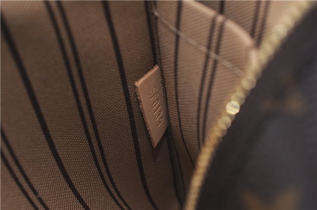 Authentic Louis Vuitton Monogram Neverfull Pouch Purse Clutch Bag LV 6558F