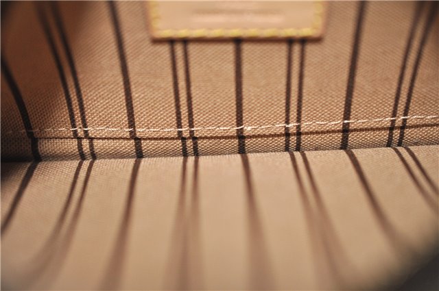 Authentic Louis Vuitton Monogram Neverfull Pouch Purse Clutch Bag LV 6560F