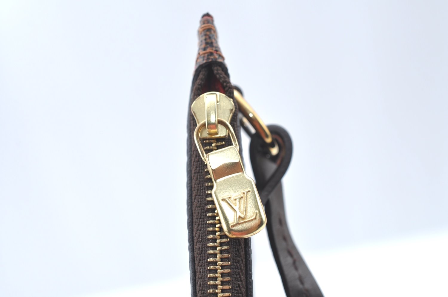 Authentic Louis Vuitton Damier Neverfull Pouch Purse Clutch Bag LV K4388