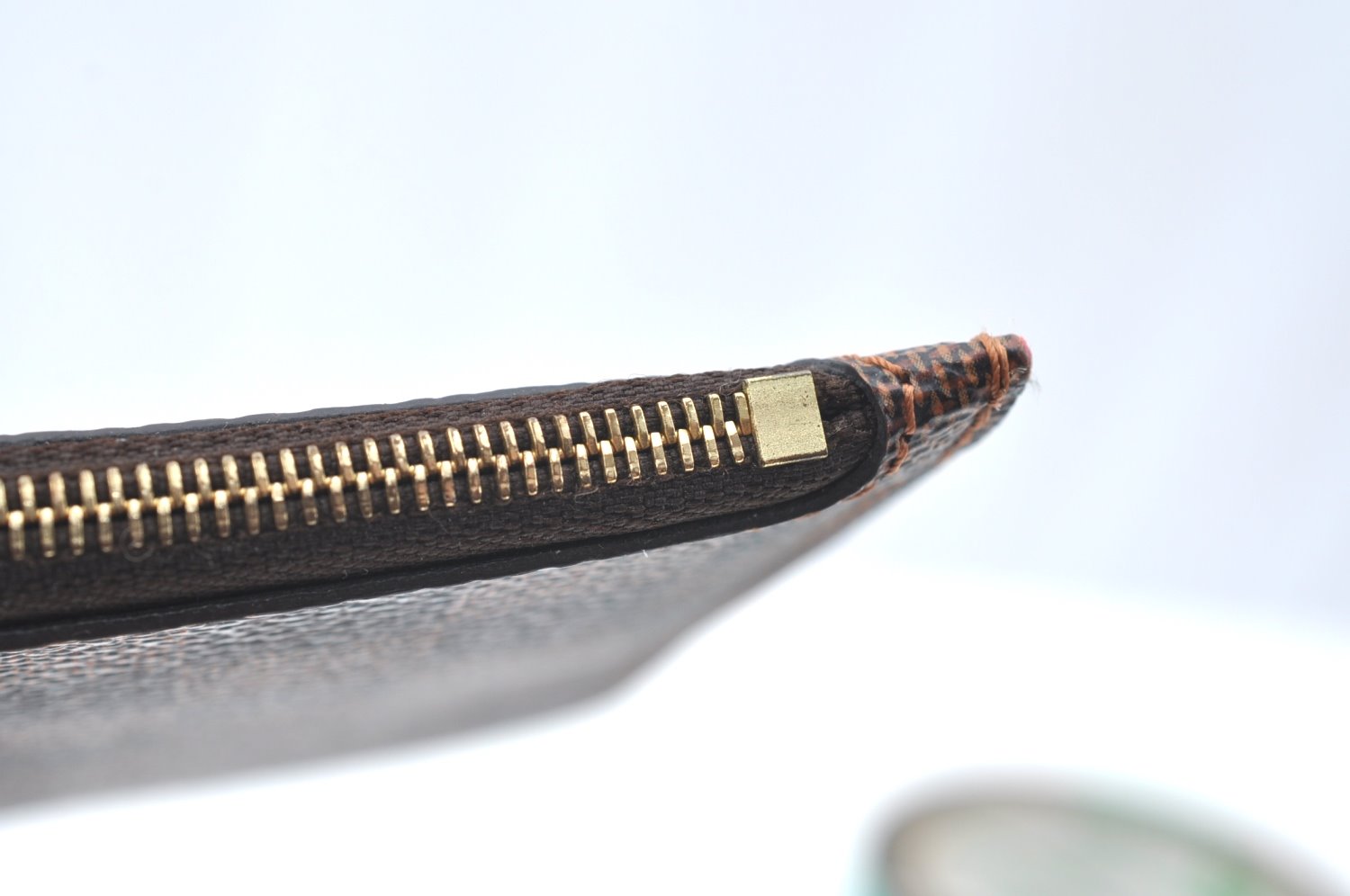 Authentic Louis Vuitton Damier Neverfull Pouch Purse Clutch Bag LV K4388