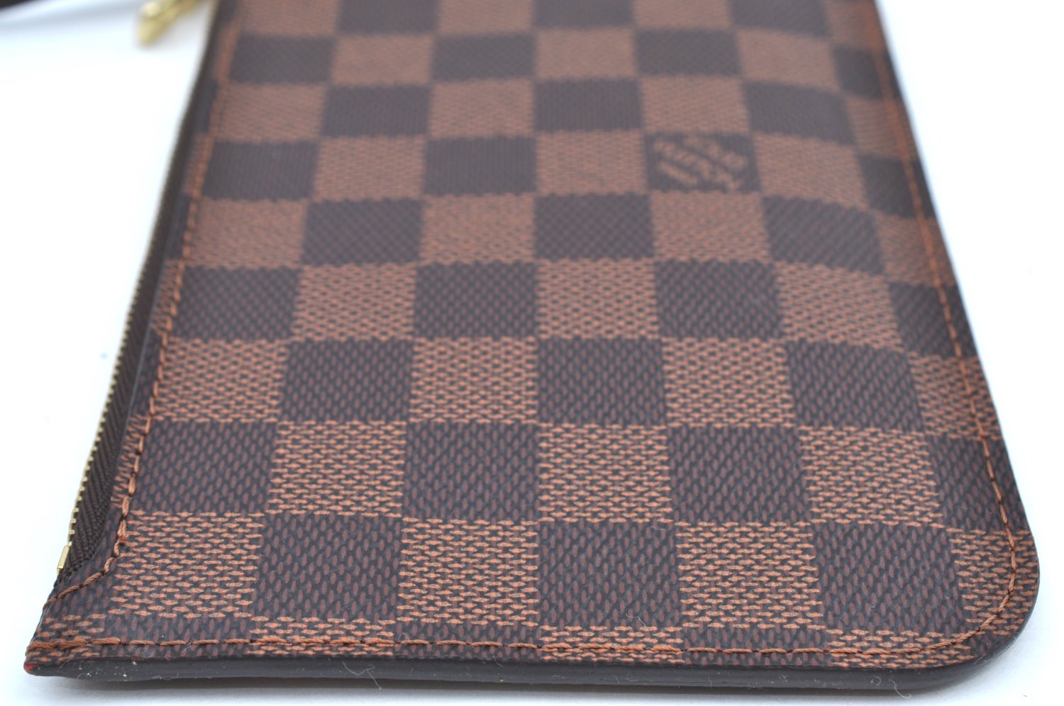 Authentic Louis Vuitton Damier Neverfull Pouch Purse Clutch Bag LV K4389