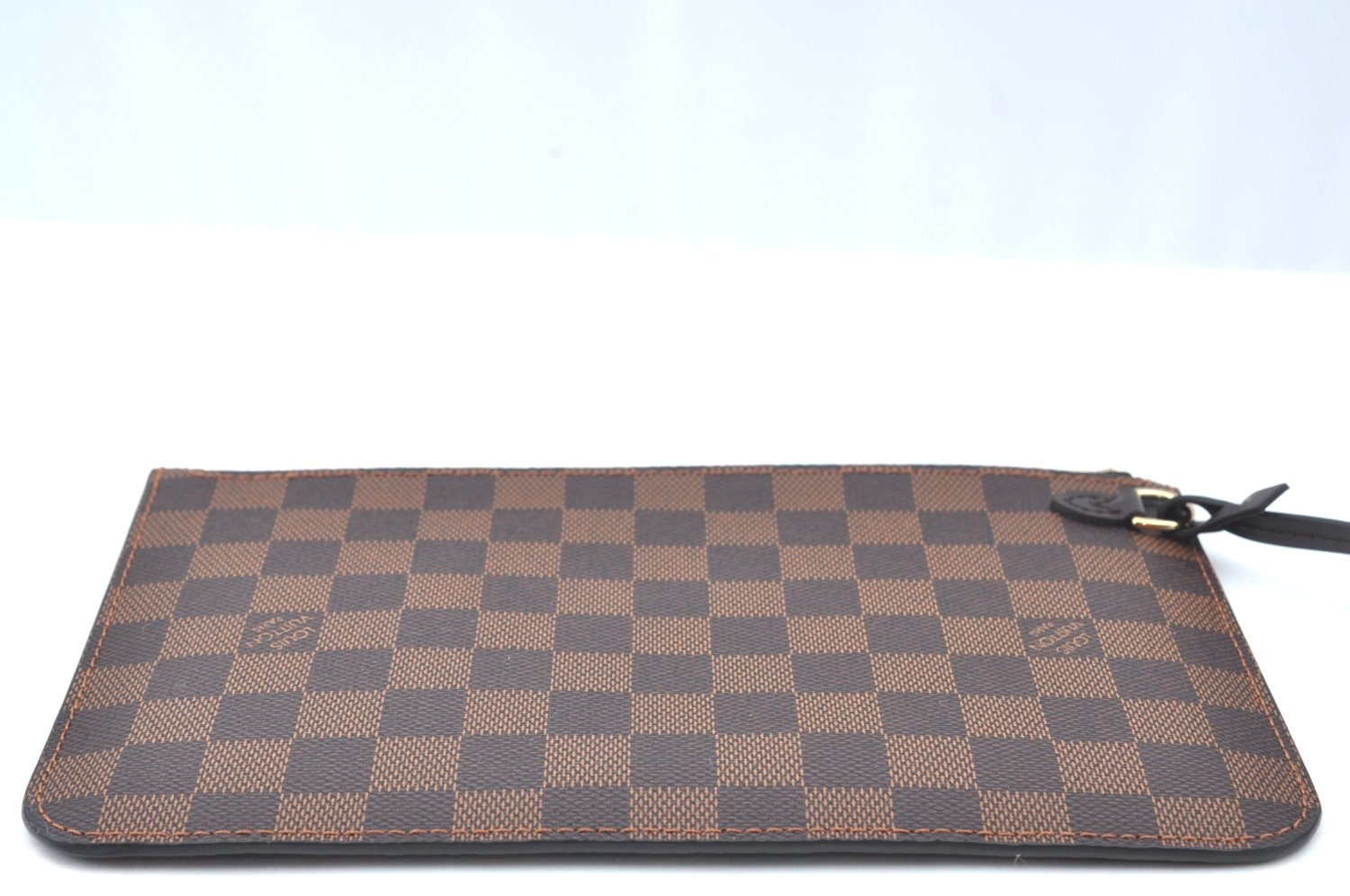 Authentic Louis Vuitton Damier Neverfull Pouch Purse Clutch Bag LV K4398