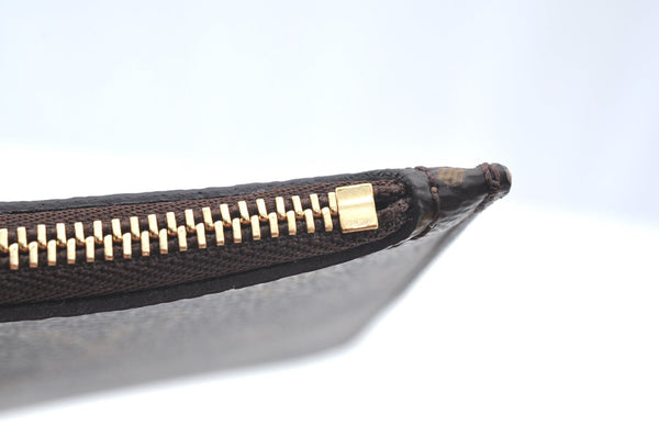 Authentic Louis Vuitton Monogram Neverfull Pouch Purse Clutch Bag LV K4411