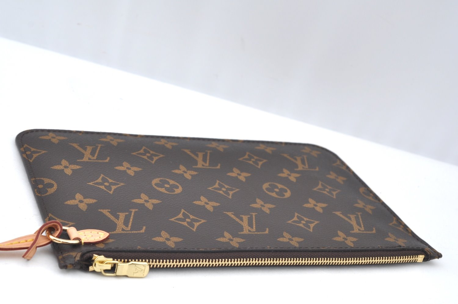Authentic Louis Vuitton Monogram Neverfull Pouch Purse Clutch Bag LV K4419