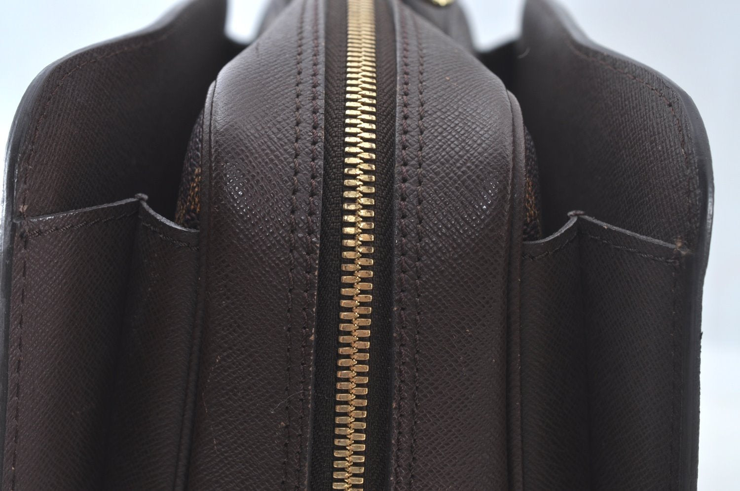 Authentic Louis Vuitton Damier Triana Hand Bag Purse N51155 LV 0006K