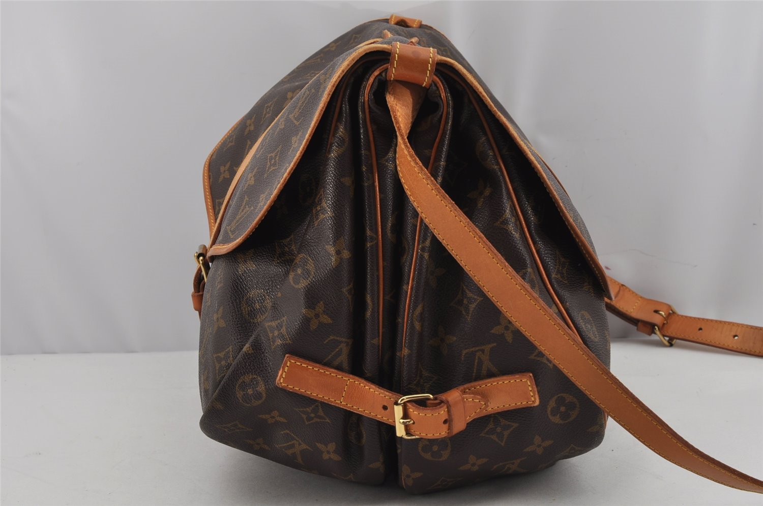 Authentic Louis Vuitton Monogram Saumur 35 Shoulder Cross Bag M42254 LV 0007K