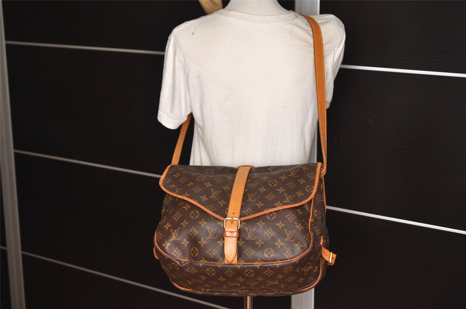 Authentic Louis Vuitton Monogram Saumur 35 Shoulder Cross Bag M42254 LV 0007K