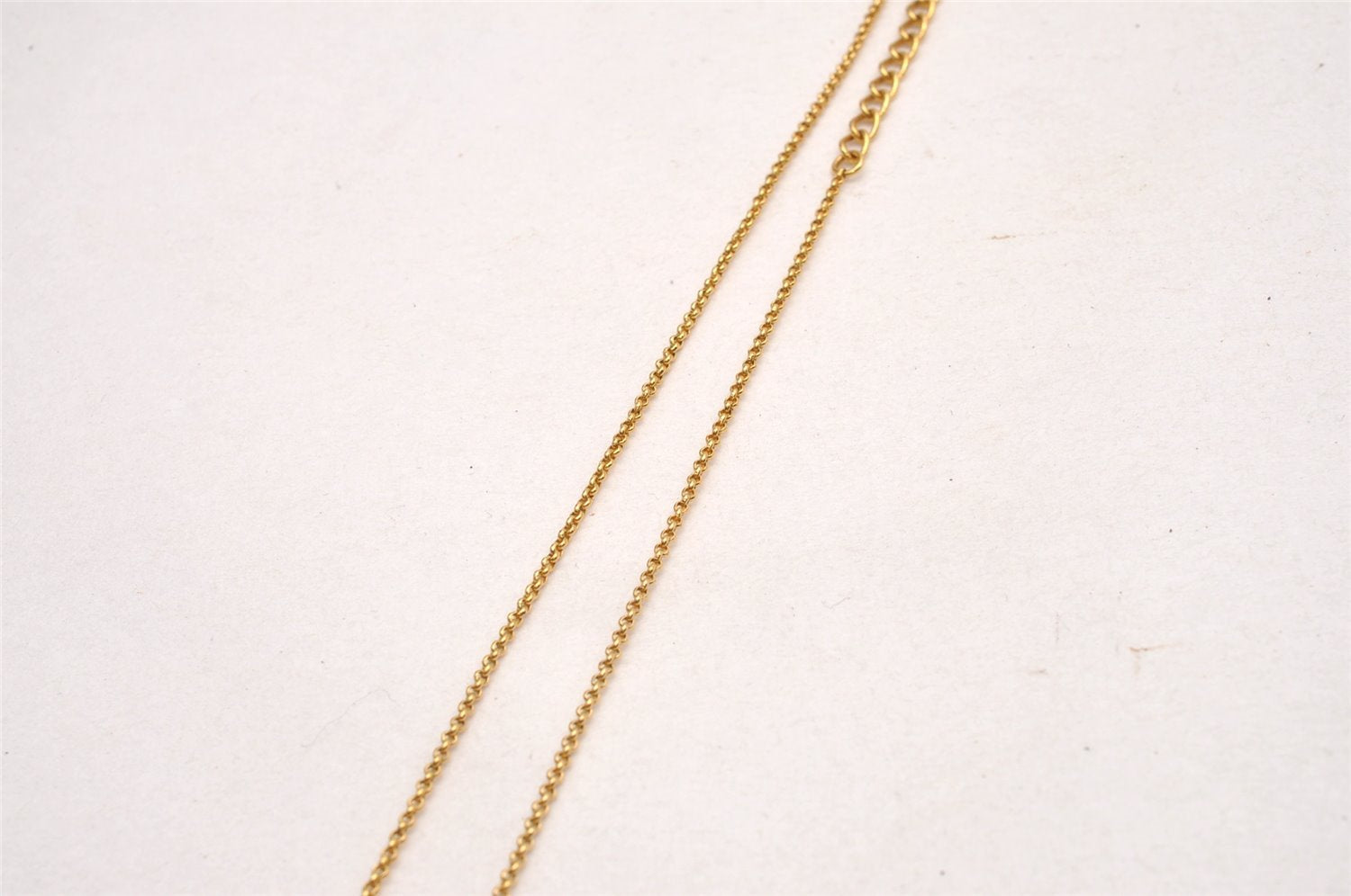 Authentic Christian Dior Gold Tone Chain Rhinestone Pendant Necklace CD 0029J