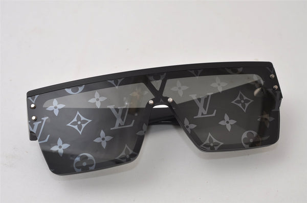 Authentic Louis Vuitton Monogram Sunglasses Waimea L Plastic Z1583E Black 0037J