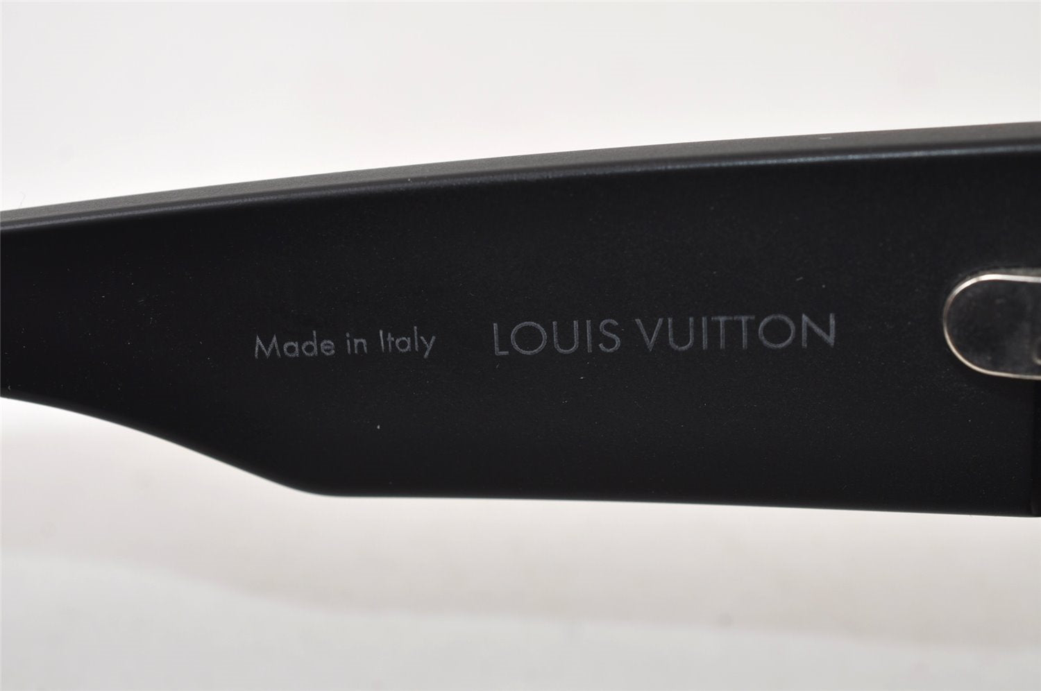 Authentic Louis Vuitton Monogram Sunglasses Waimea L Plastic Z1583E Black 0037J