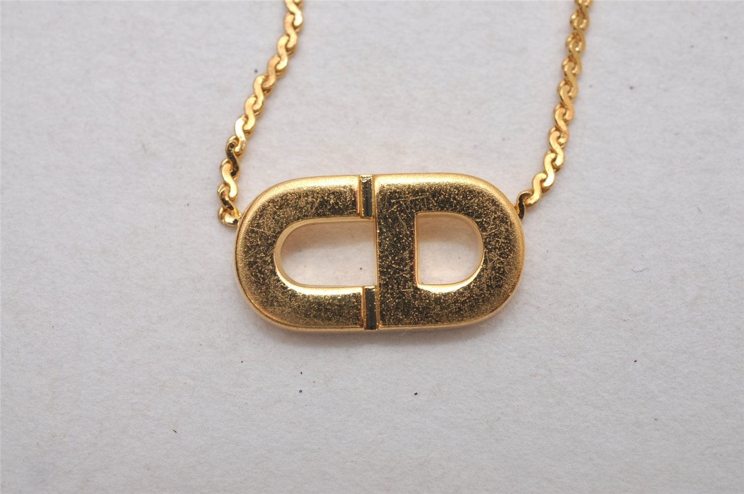 Authentic Christian Dior Gold Tone Chain Pendant Necklace CD 0042J