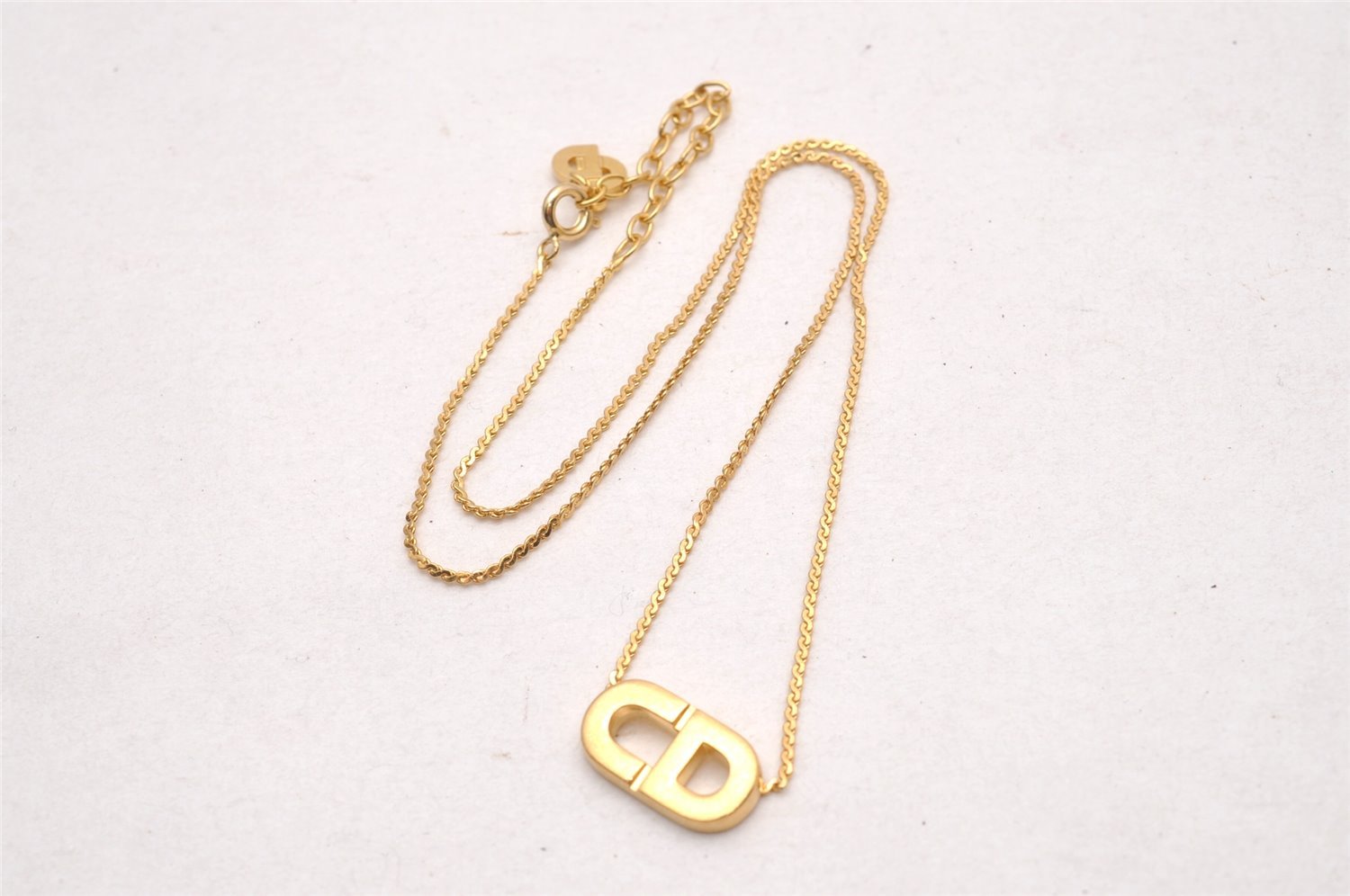 Authentic Christian Dior Gold Tone Chain Pendant Necklace CD 0042J