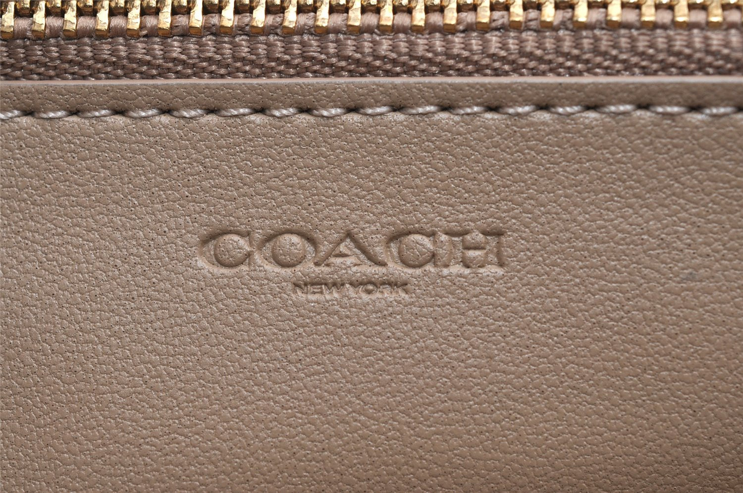 Authentic COACH Vintage Long Wallet Purse PVC Leather C3547 White Beige 0043K