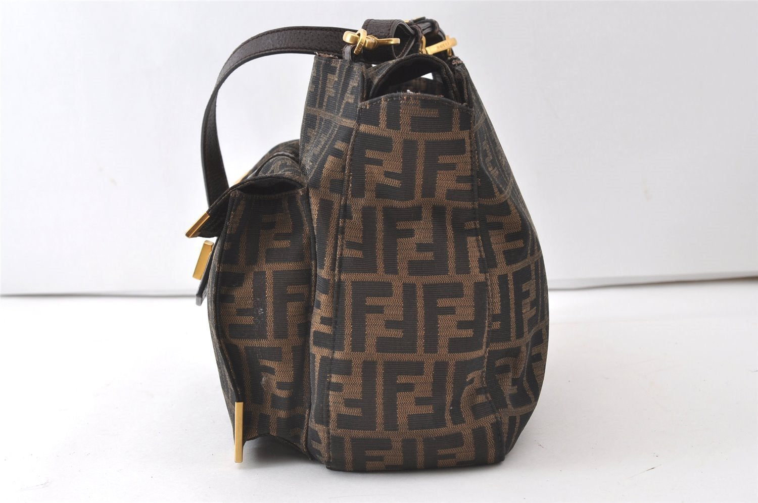 Authentic FENDI Zucca Shoulder Cross Bag Purse Canvas Leather Brown 0046J