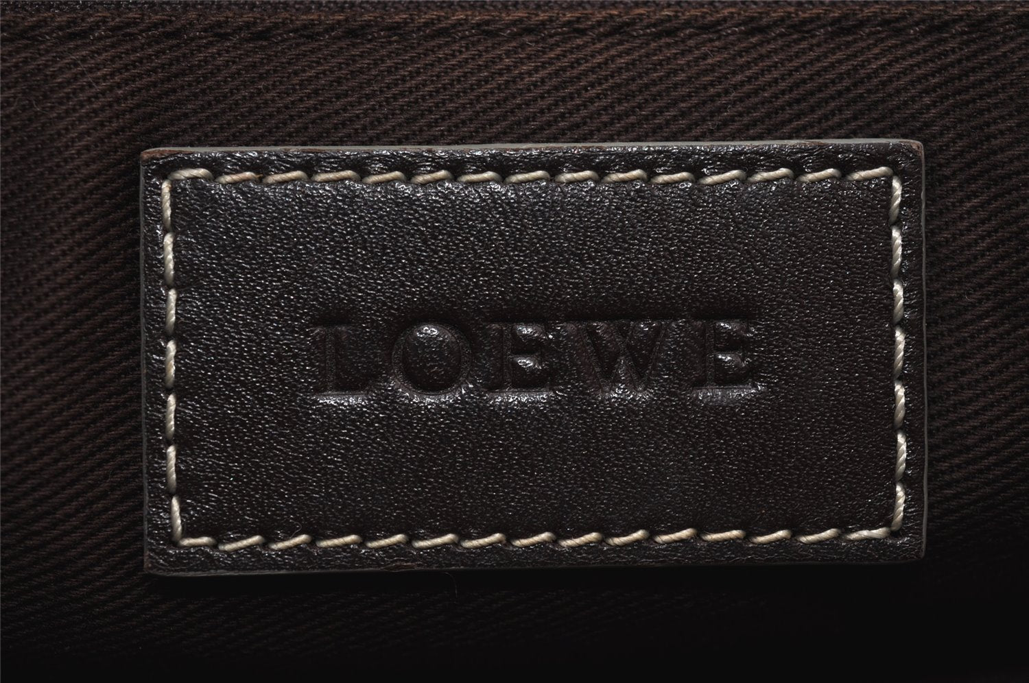 Authentic LOEWE Anagram Shoulder Cross Body Bag Purse PVC Leather White 0060J