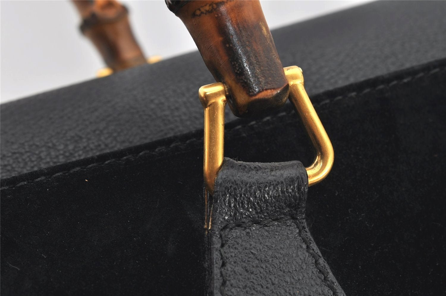 Authentic GUCCI Vintage Bamboo Shoulder Hand Bag Suede Leather Black 0061K