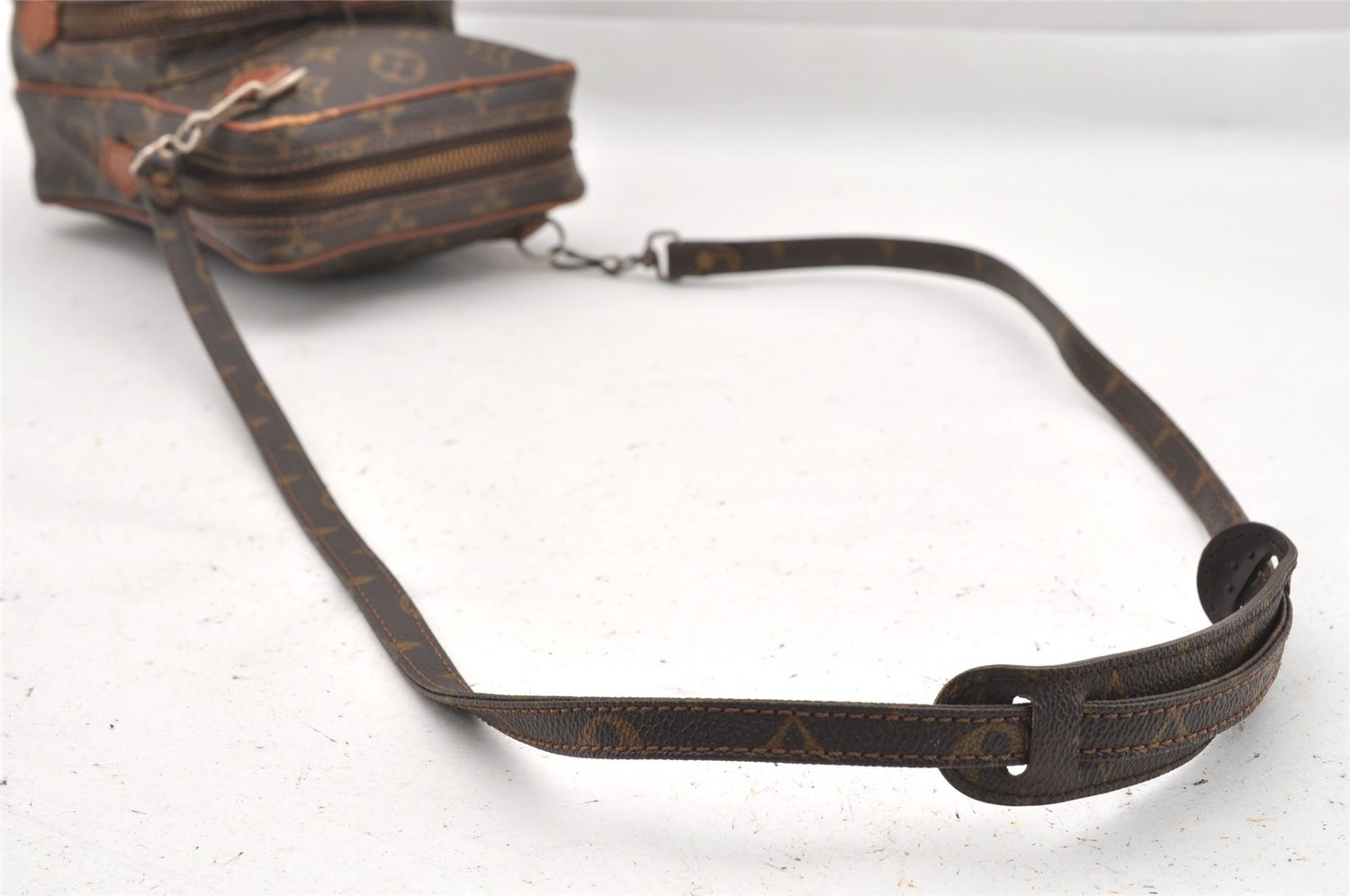 Authentic Louis Vuitton Monogram Amazone Shoulder Cross Body Bag Old Model 0067J